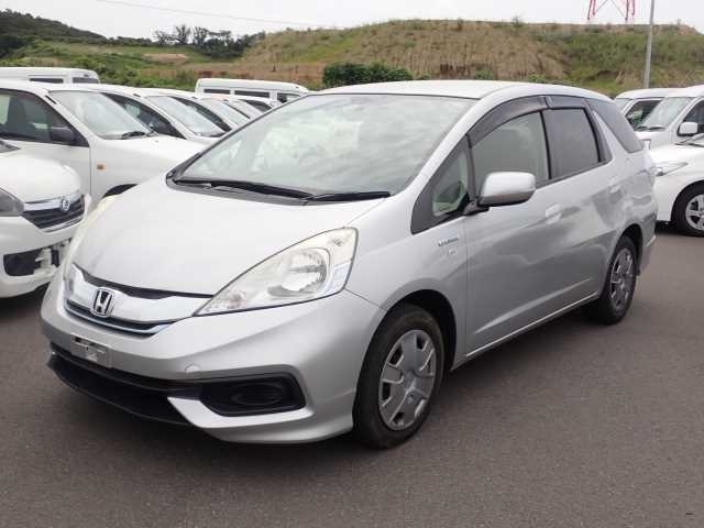 HONDA FIT SHUTTLE