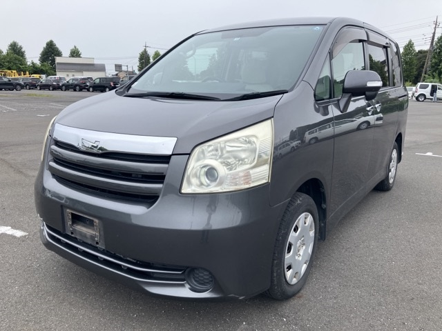 TOYOTA NOAH X Smart ED