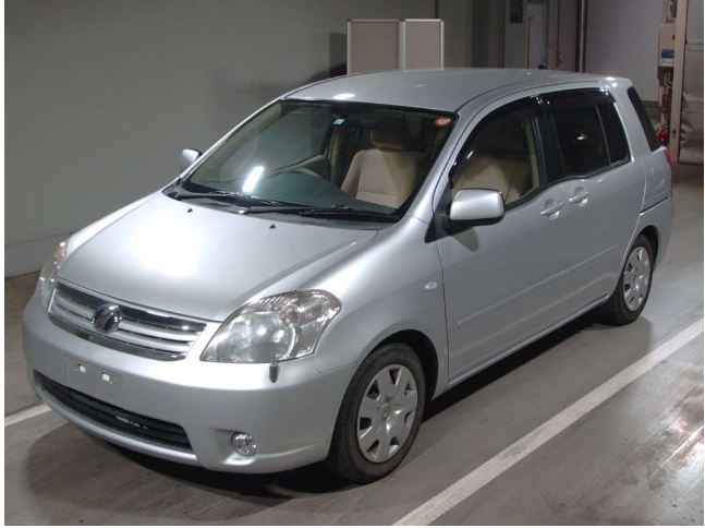 TOYOTA RAUM