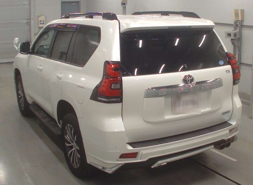 Land Cruiser Prado TX L Package 4WD