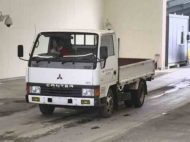 MISTUBISHI CANTER