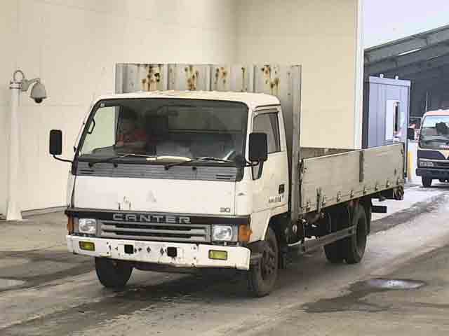 MITSUBISHI CANTER