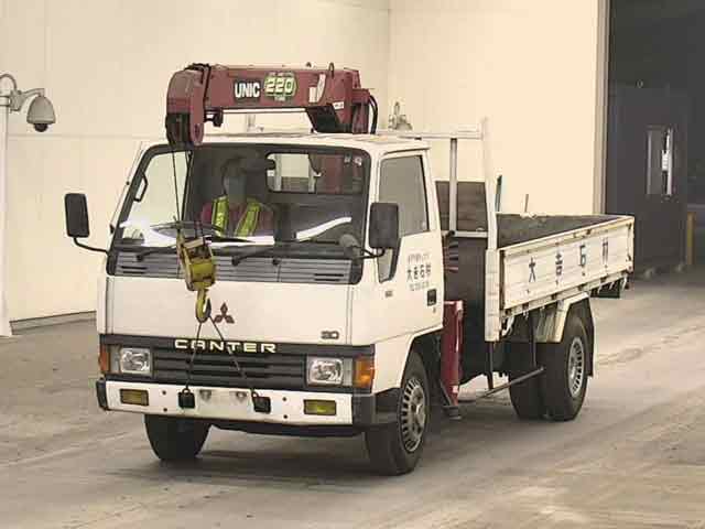 MITSUBISHI CANTER