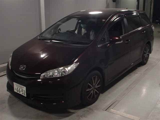 TOYOTA WISH