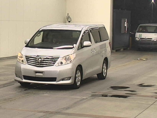 TOYOTA ALPHARD Wagon .4WD