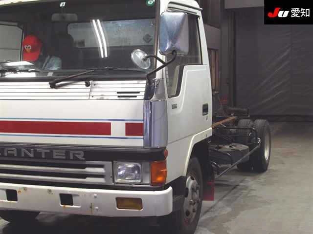 MITSUBISHI CANTER