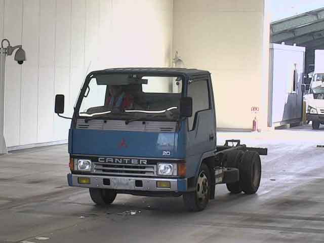 MITSUBISHI CANTER