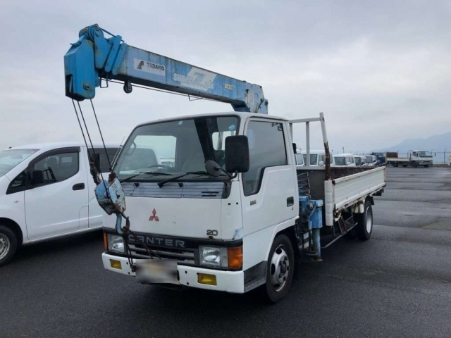 MITSUBISHI CANTER 4 Dan Crane