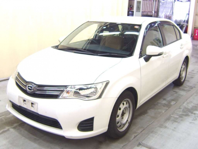 TOYOTA COROLLA AXIO 1.5 X