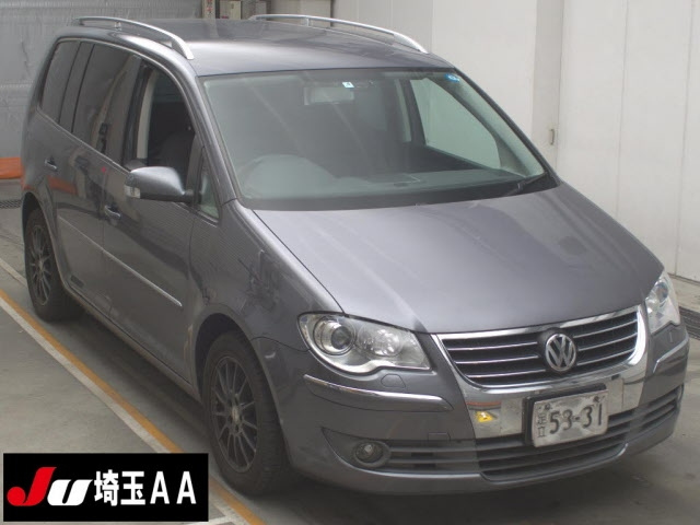 VOLKSWAGEN GOLF TOURAN