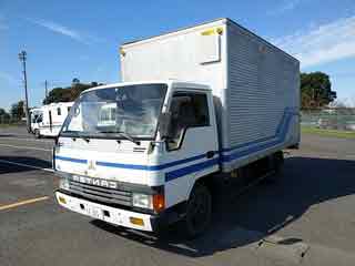 MITSUBISHI CANTER