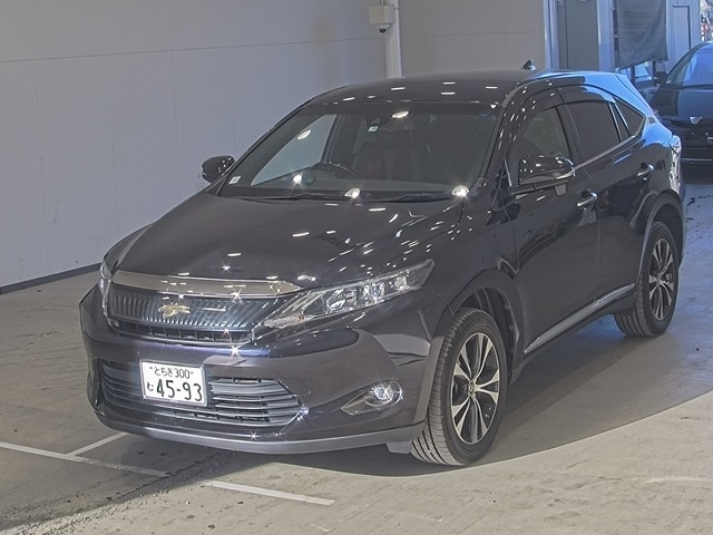 TOYOTA HARRIER