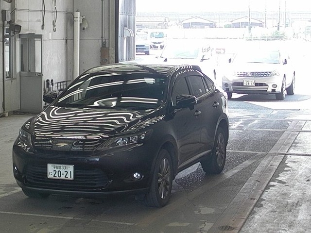 TOYOTA  HARRIER
