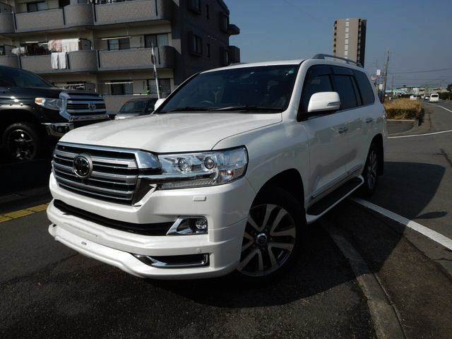 TOYOTA LAND CRUISER