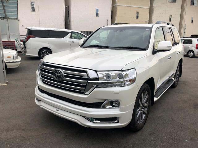 TOYOTA LAND CRUISER