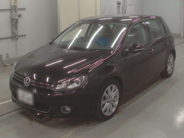 VOLKSWAGEN GOLF TSI High Line