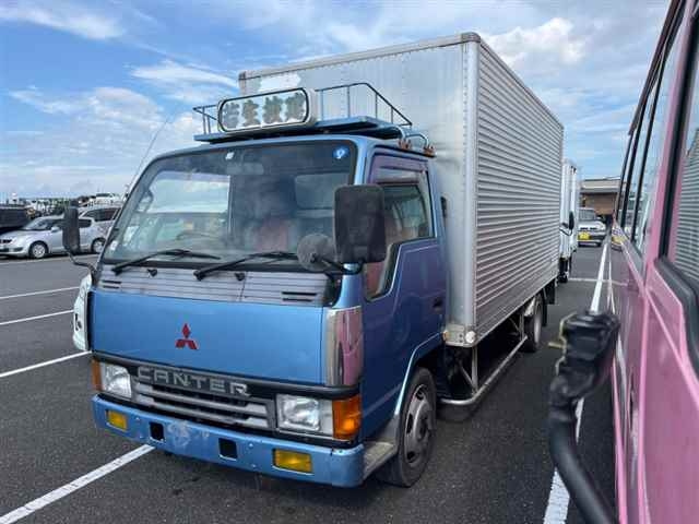 MITSUBISHI CANTER