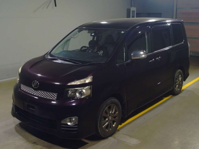 TOYOTA VOXY ZS Kirameki