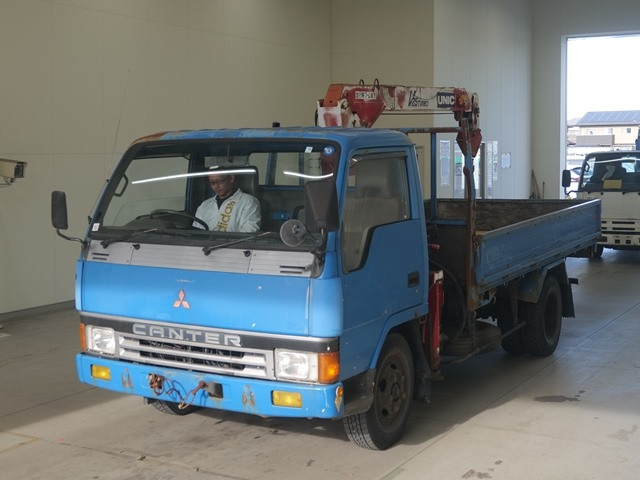 MITSUBISHI CANTER