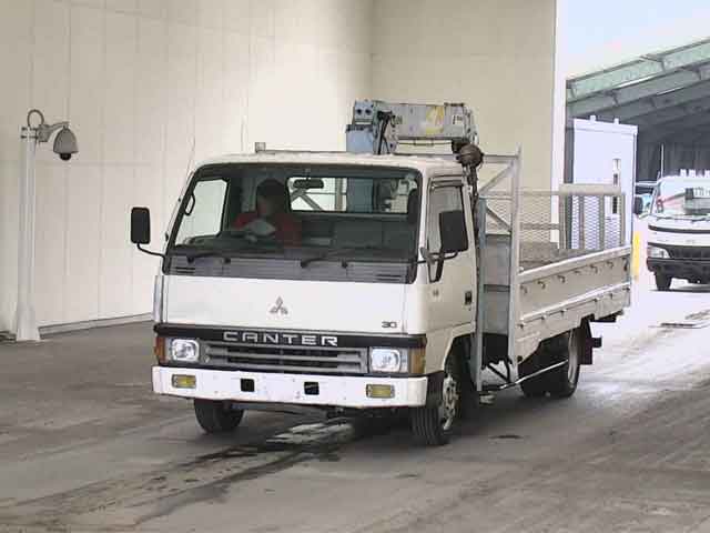 MITSUBISHI CANTER
