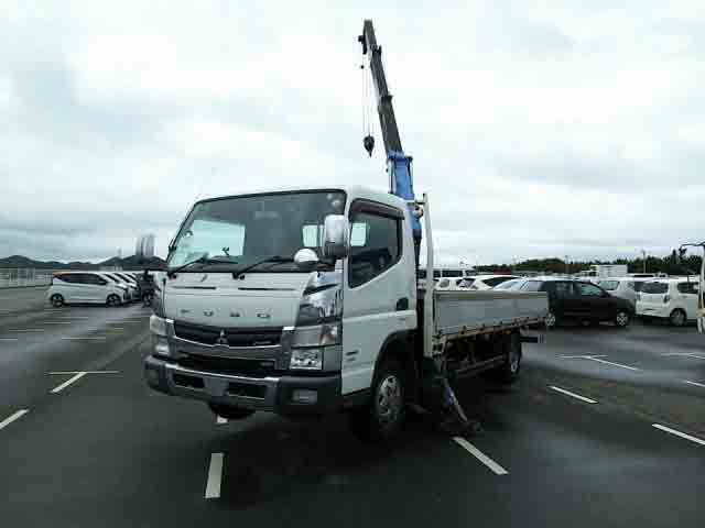MITSUBISHI CANTER