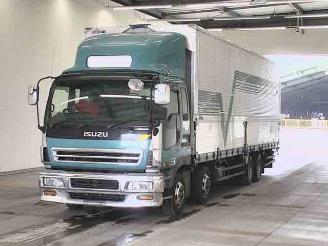 ISUZU GIGA