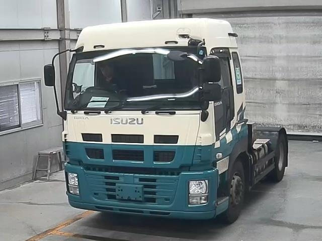 ISUZU TRUCK Tractor
