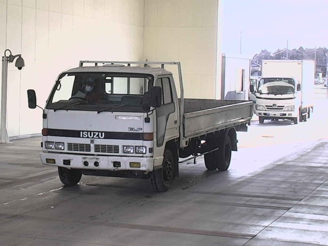 ISUZU ELF TRUCK Gila