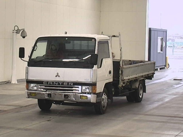 MITSUBISHI CANTER Gila