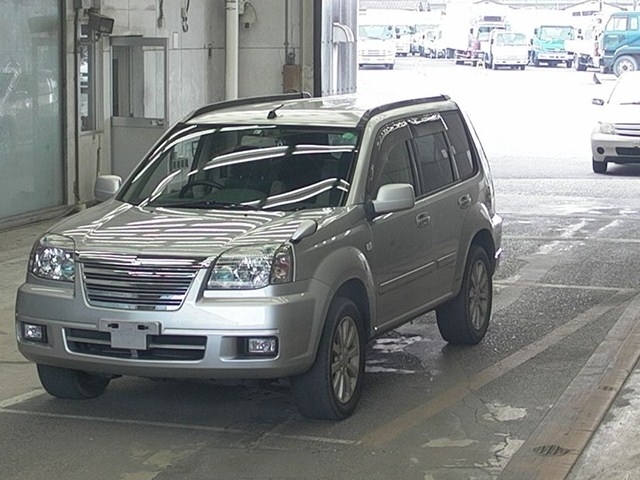 NISSAN XTRAIL
