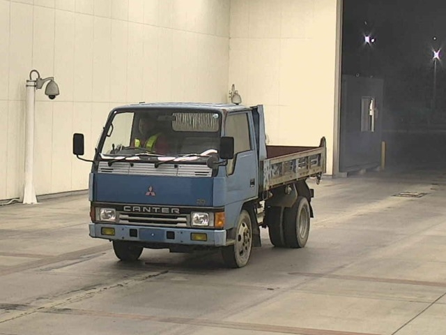 MITSUBISHI CANTER DUMP