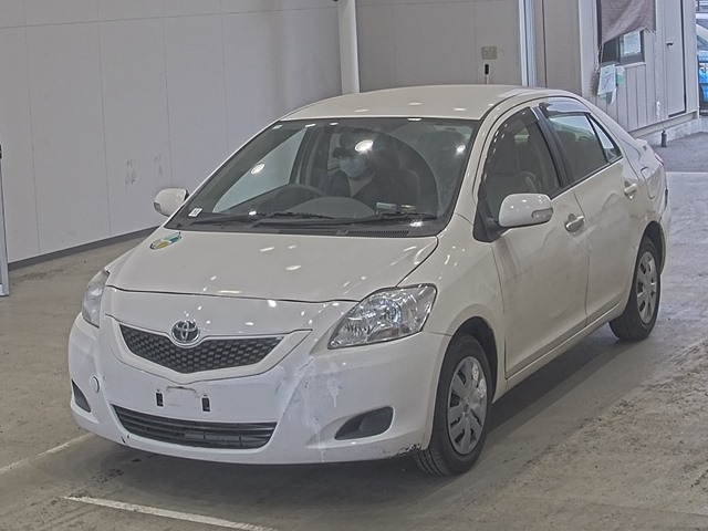 TOYOTA BELTA X