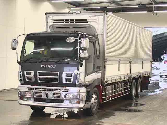 ISUZU GIGA