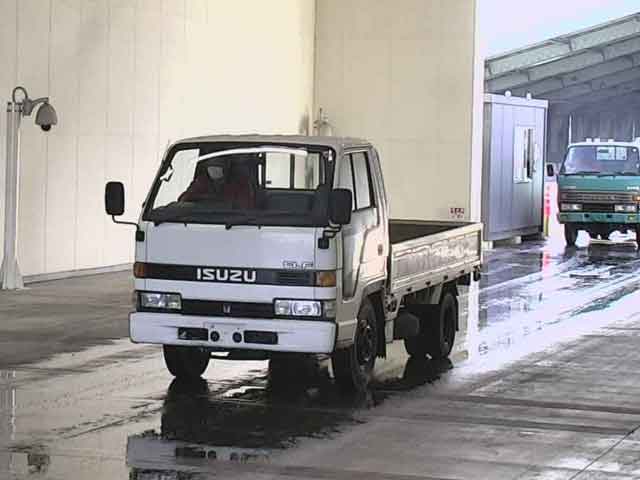 ISUZU ELF