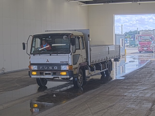 MITSUBISHI FUSO FIGHTER