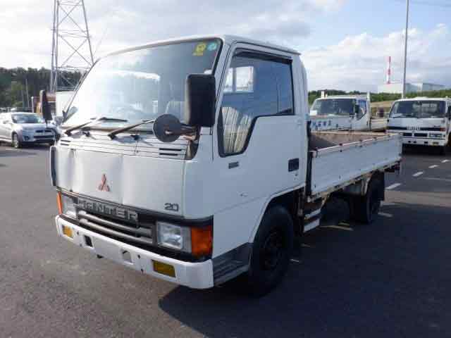 MITSUBISHI CANTER