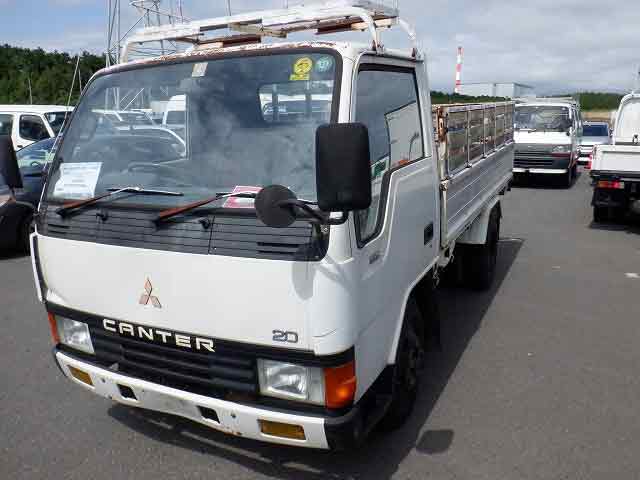 MITSUBISHI CANTER