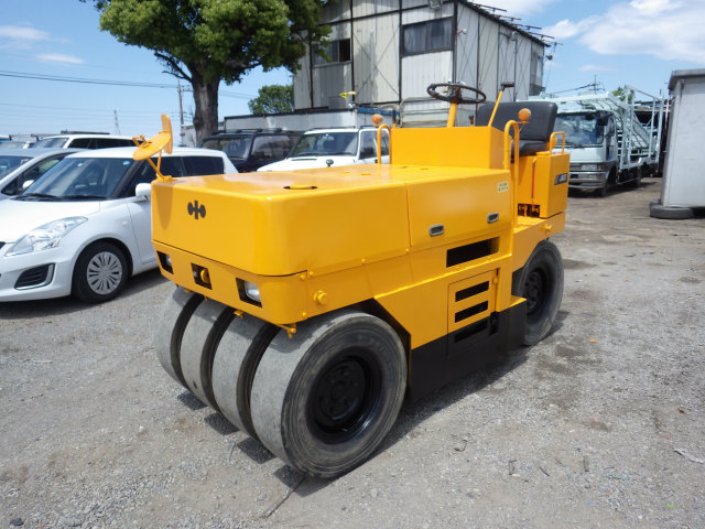  KOMATSU ROLLER 