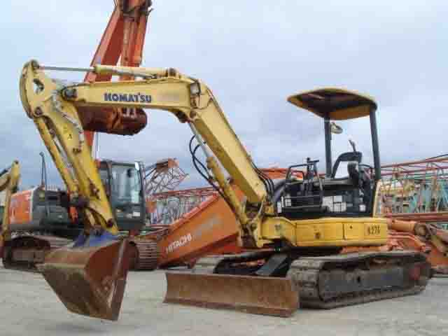 KOMATSU  EXCAVATOR