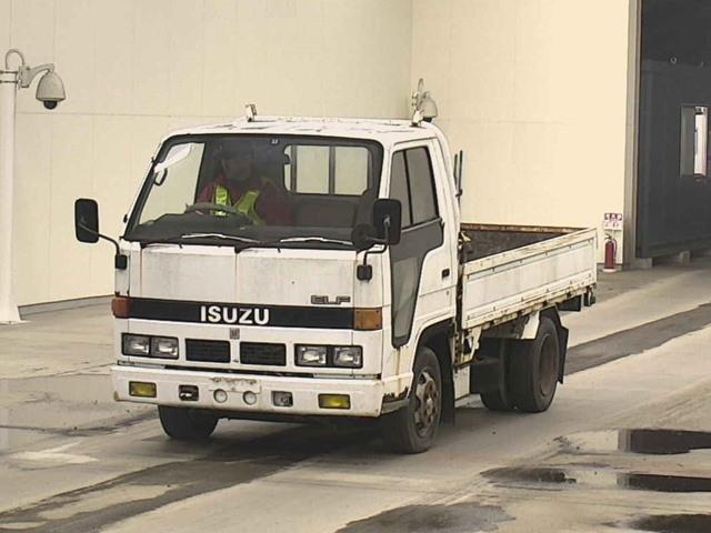 ISUZU ELF TRUCK