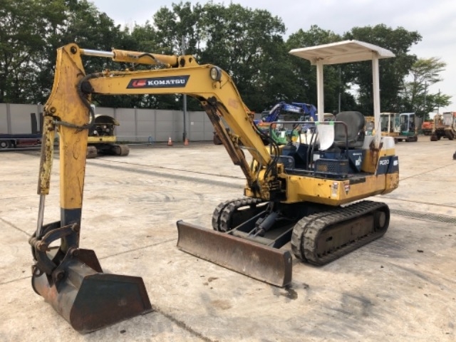 KOMATSU EXCAVATOR 